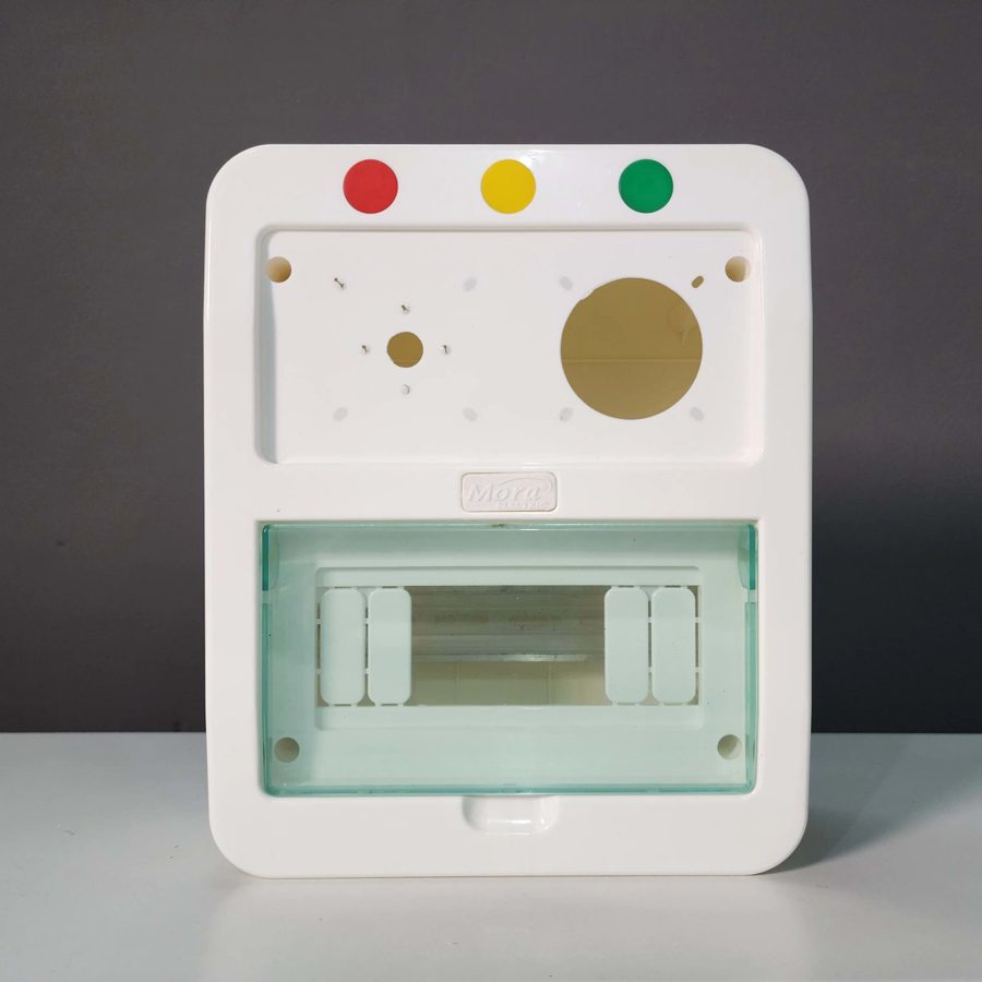 MORA Solar Distribution Box — 8-Way Plastic DB